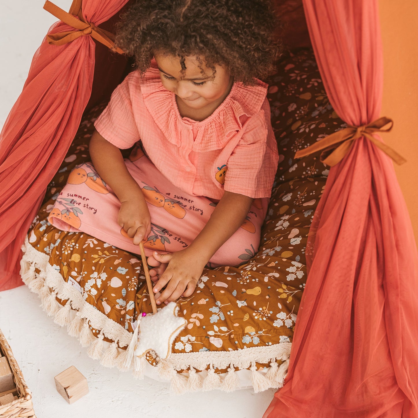 MINICAMP Kids Floor Cushion Seating Pouffe in Plant Pattern