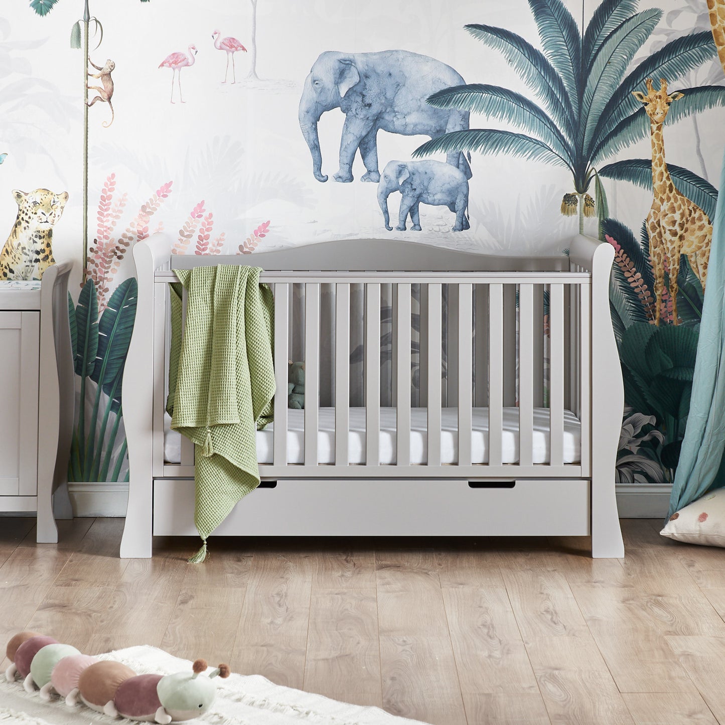 Obaby Stamford Luxe Sleigh Cot Bed - White