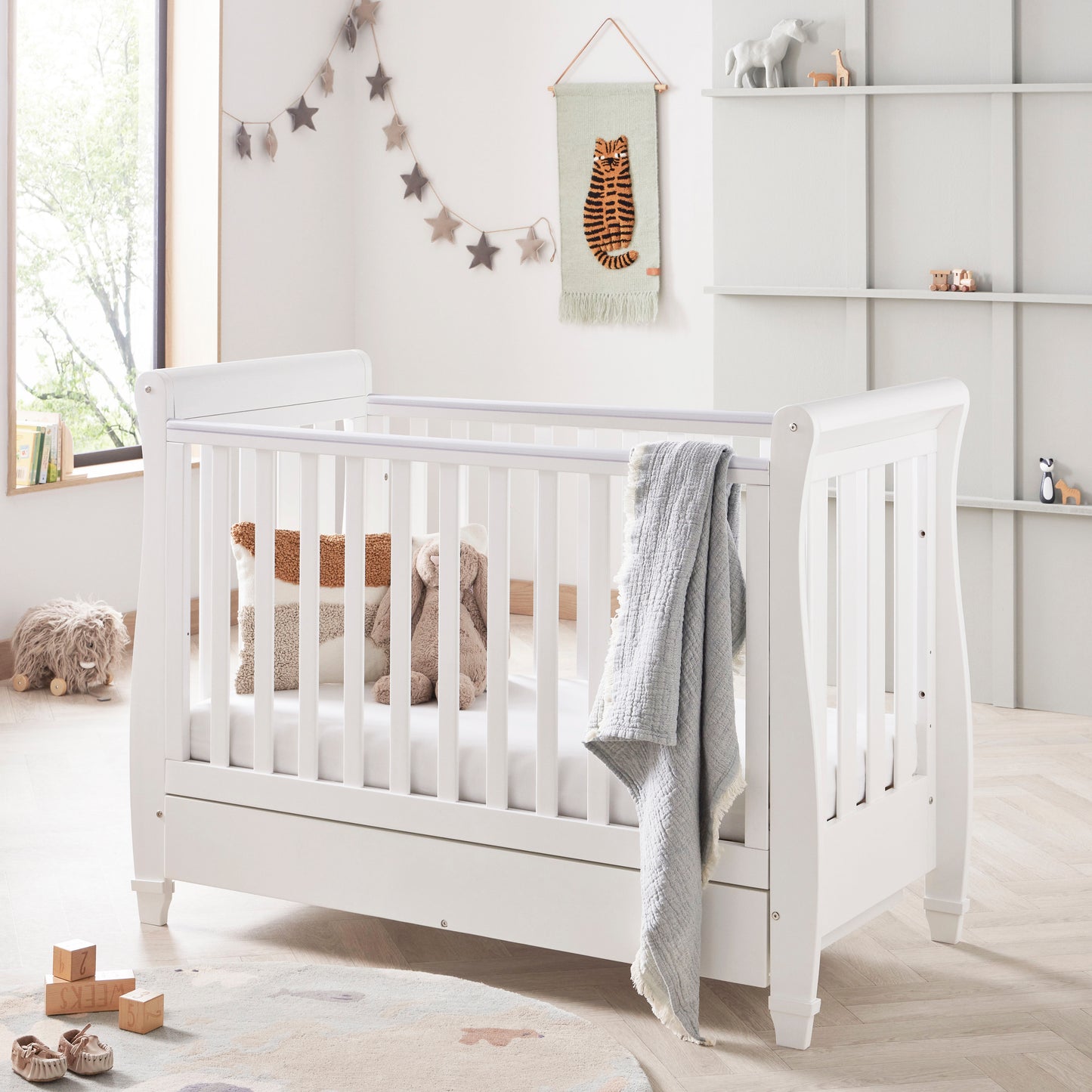 Babymore Eva 2 Piece Nursery Room Set - White