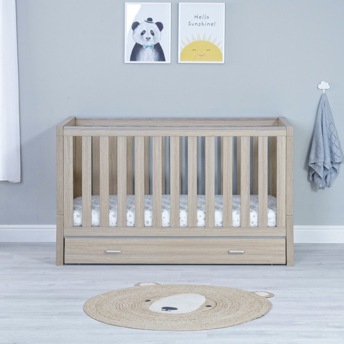 Babymore Luno Cot Bed - Oak