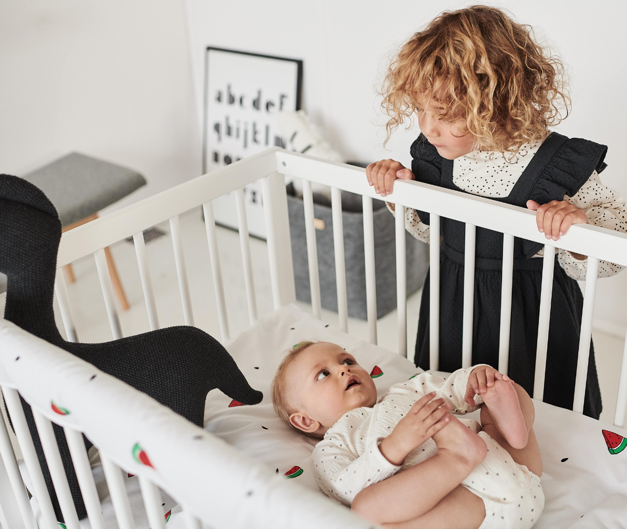 moKee Midi Cot Bed - White