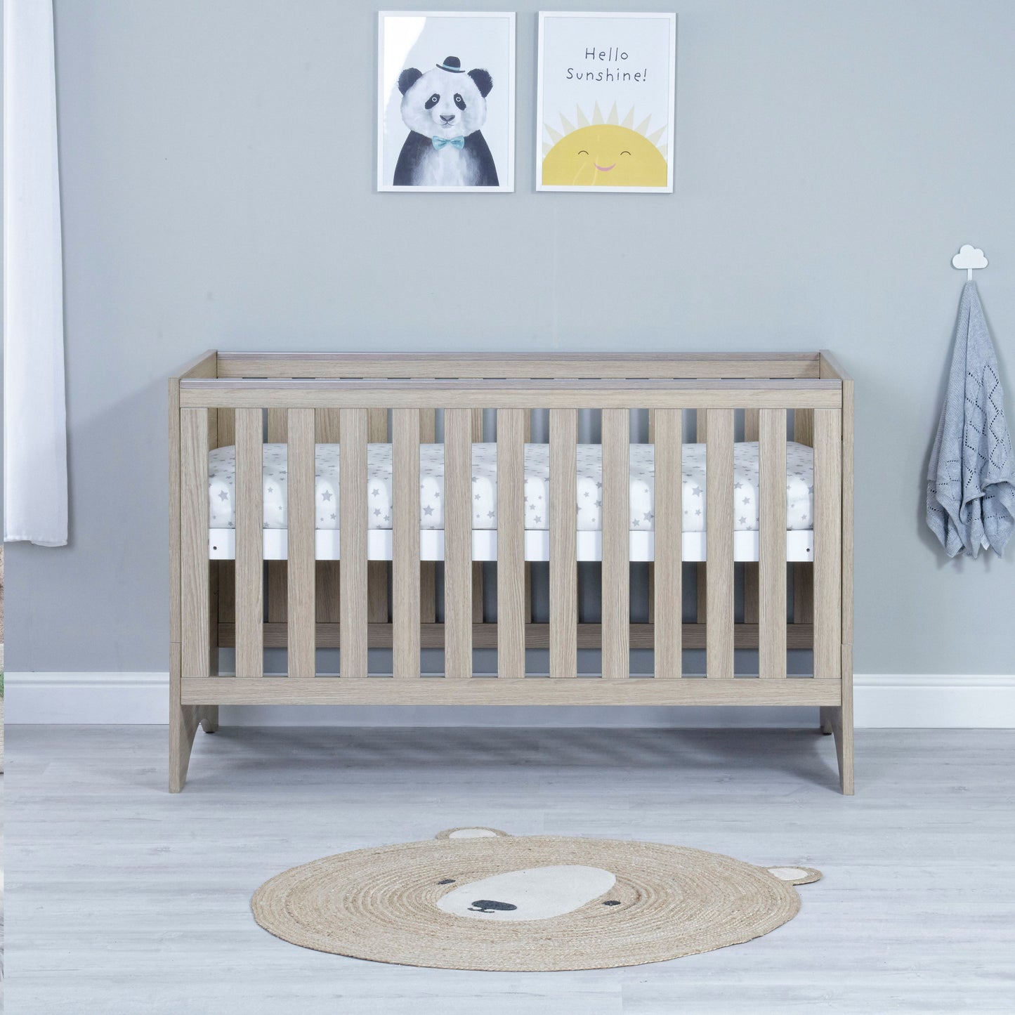 Babymore Veni Cot Bed - Oak